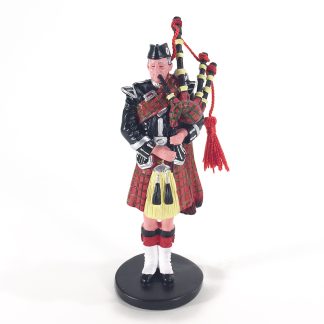 PIPER FIGURINE
